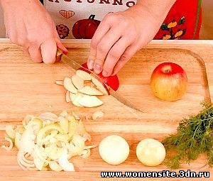 Салат из белокочанной капусты со сладким перцем и яблоками